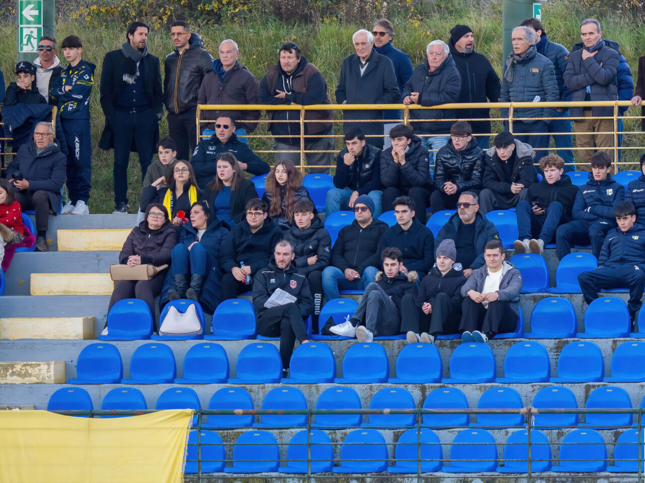 Un episodio gravissimo che nulla ha a che vedere con il calcio